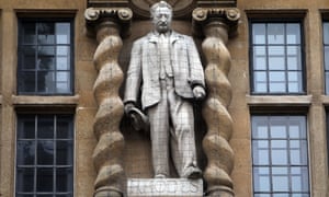 The Oriel College statue of British imperialist Cecil Rhodes. The college decided to keep the statue.