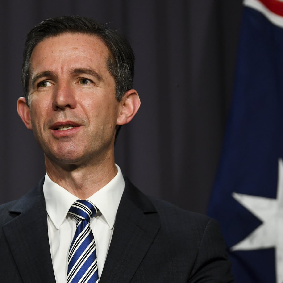 Religious Discrimination Bill Will Not Protect Trans Students From Expulsion Simon Birmingham Confirms Australian Politics The Guardian