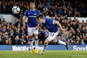 Seamus Coleman nods in the rebound after Digne’s shot was parried by Heaton.
