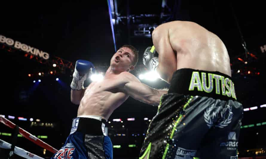Canelo Alvarez Out Punches Brave Liam Smith As Golovkin Showdown Looms Boxing The Guardian