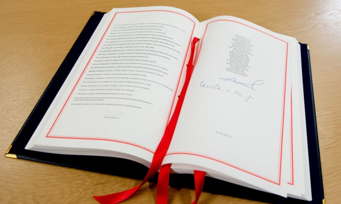 Fantastic Moment Boris Johnson Signs Brexit Withdrawal Deal Politics The Guardian