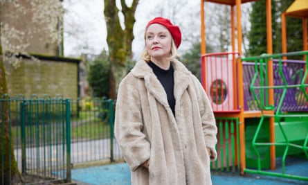 A jornalista Terri White, apresentadora de Why Didn't You…