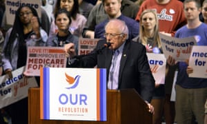 El plan 'Medicare para todos' de Bernie Sanders ha encontrado el favor de muchos demócratas.