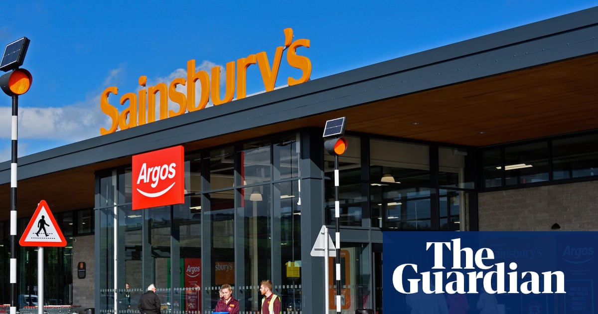 Sainsbury’s blames ‘significant headwinds’ for drop in Argos sales at Christmas