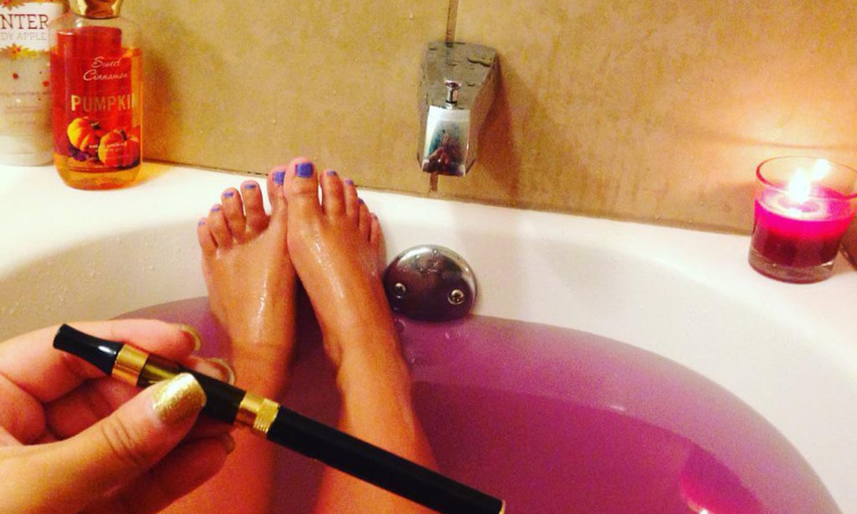 Wikifeet How Online Foot Fetishists Debunked Alexandria Ocasio Cortez S Fake Nude Alexandria Ocasio Cortez The Guardian