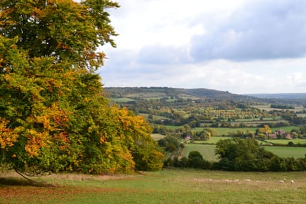 Looking back across the Darent Valley from the hillside above Filston Lane.