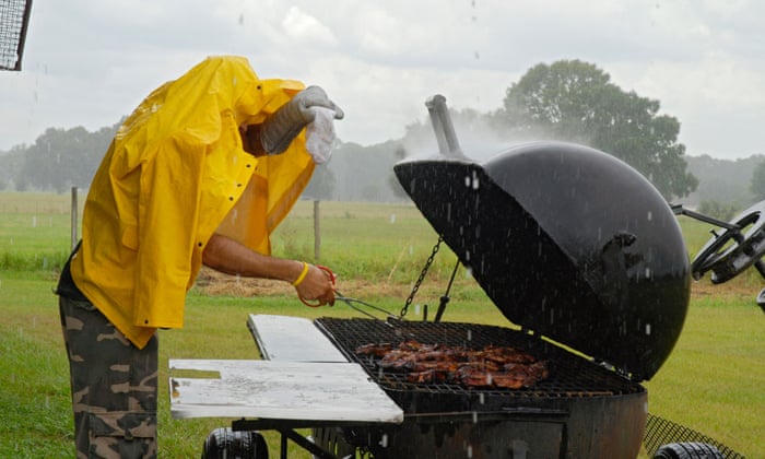 can you bbq in the rain