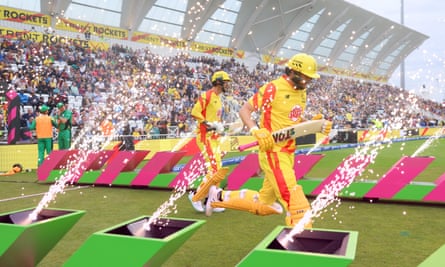 Trent Rockets prepare to compete in a Hundred match in 2023
