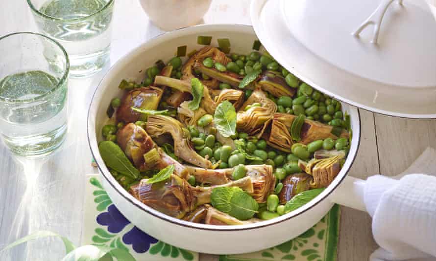 Giorgio Locatelli's vignarola - braised spring vegetables.