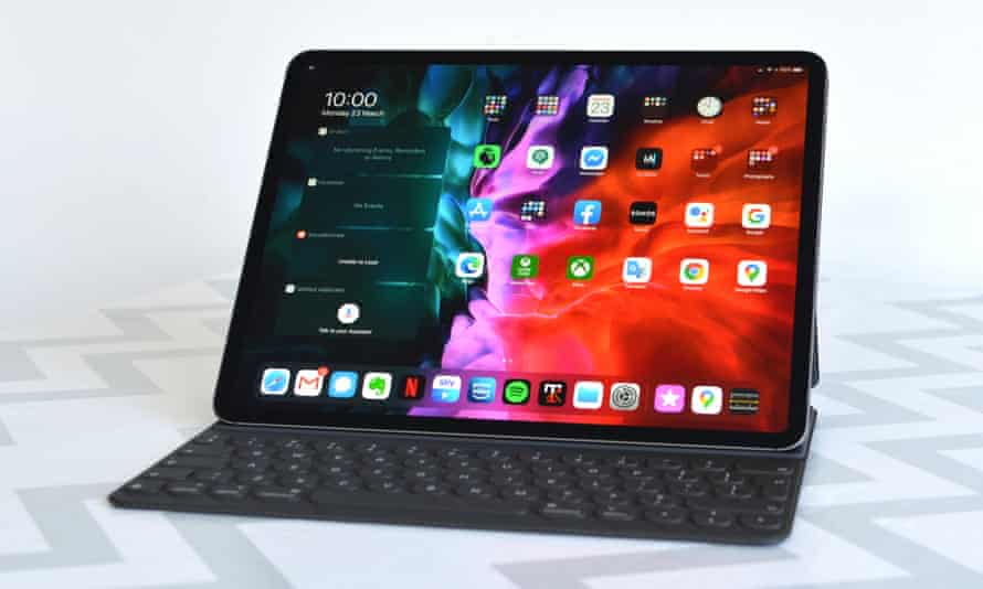 Apple Ipad Pro 12 9in Review The Best Mobile Tablet Can Now Get Real Work Done Ipad The Guardian