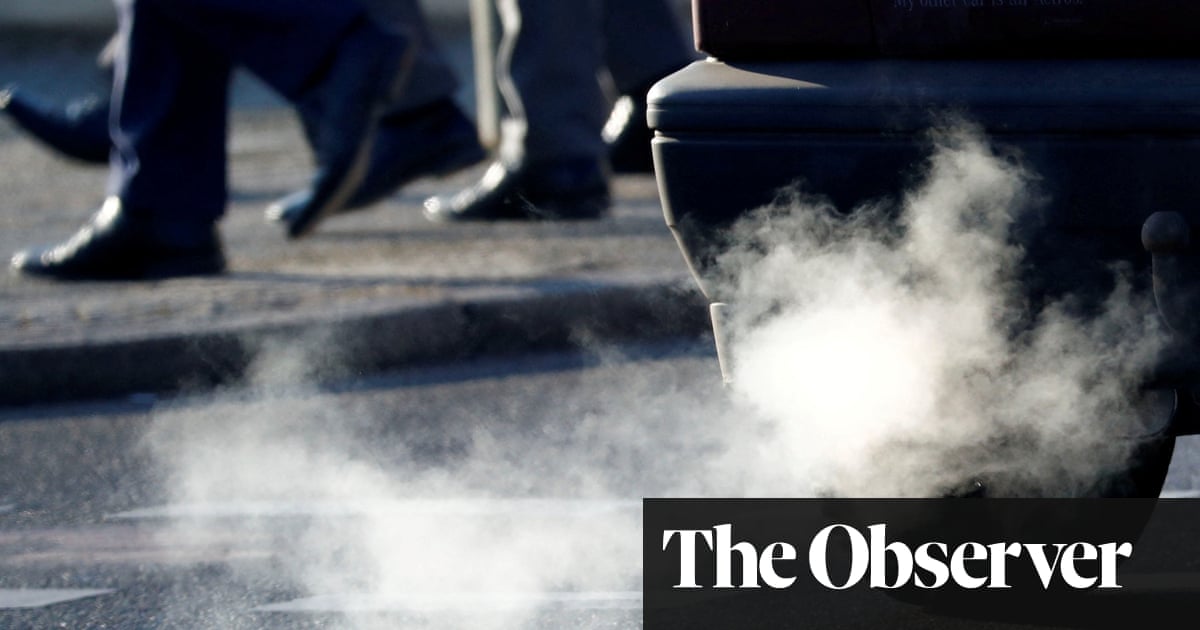 Dropping green pledges would be ‘political suicide’, Sunak and Starmer warned - The Guardian