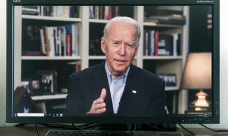 Coronavirus Biden Says He Ll Wear Mask In Public After Trump Says He Won T Coronavirus Outbreak The Guardian