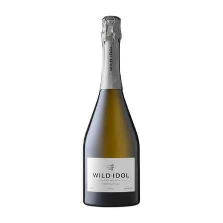 Bottle of Wild Idol Alcohol Free 0.0% Sparkling White.
