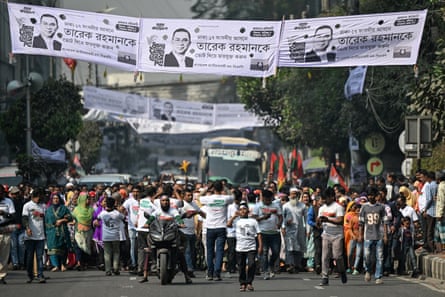 People march during a 2026 Bangladesh election campaign rally.