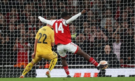 Eddie Nketiah scores Arsenal's first goal against Bodø/Glimt.