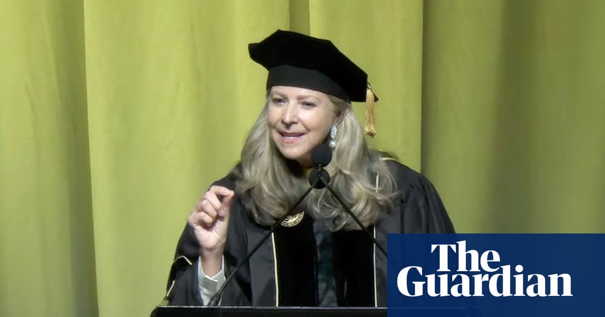 UCF Grads' Boos Expose AI Anxiety, Demand Economic Justice