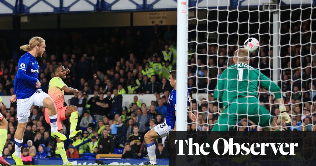 Raheem Sterling seals hard-fought win for Manchester City at Everton