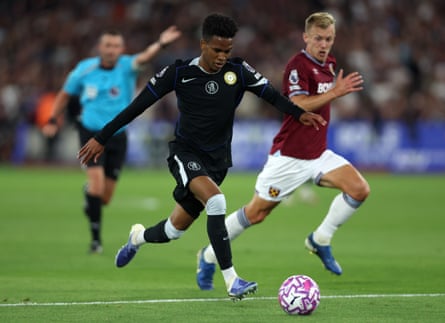 Chelsea’s Estêvão runs with the ball during the Premier League match against West Ham.