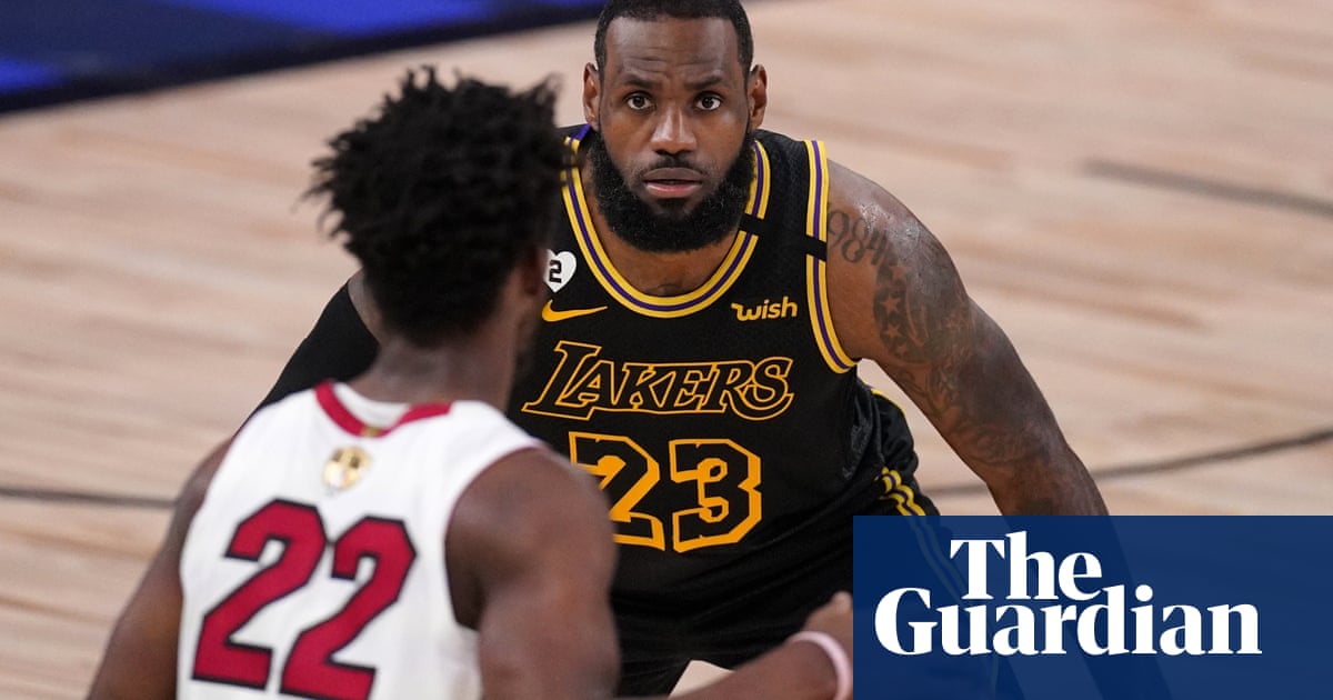 Lakers overwhelm shorthanded Heat in Game 2 to take control in NBA finals