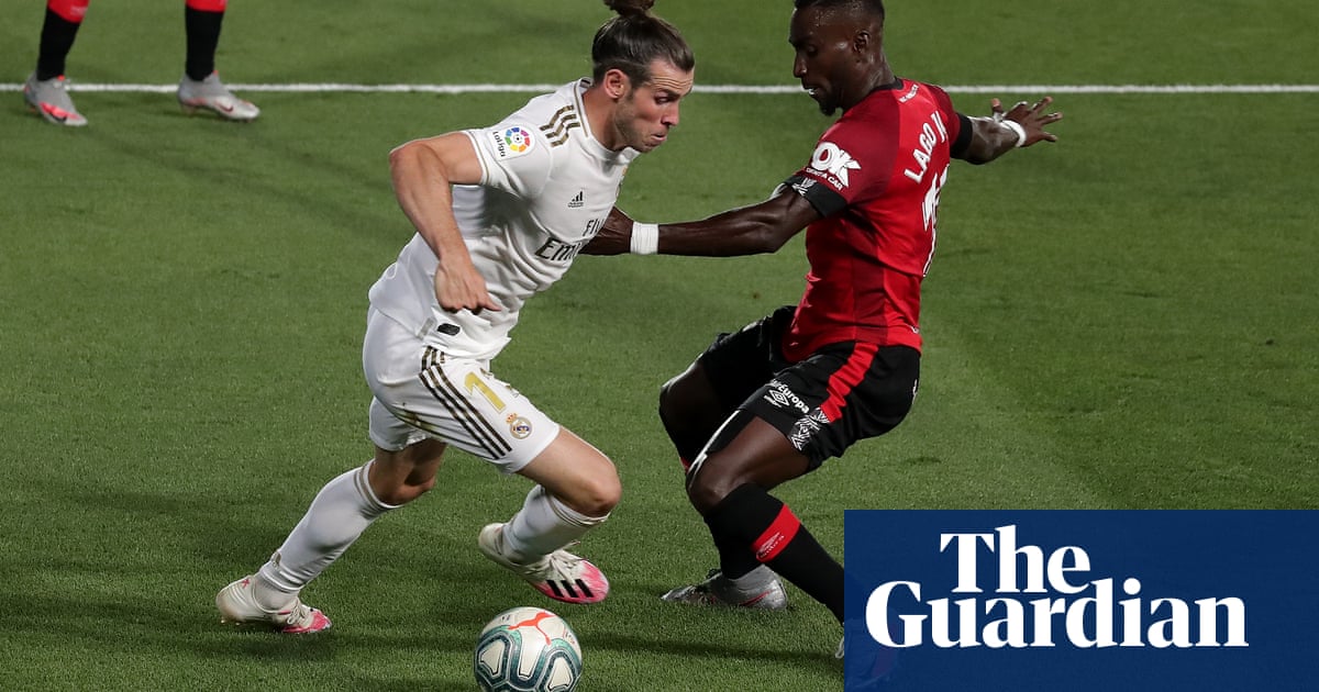 Tottenham in talks with Real Madrid over Gareth Bale return on loan