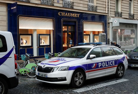 A police officer told Le Parisien newspaper that the thief had got away with a “monumental” haul.