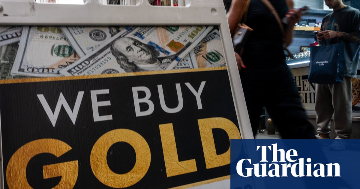 Gold fever makes a comeback as buyers and bankers recoil from uncertainty