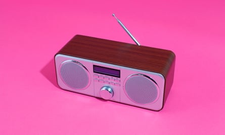 Tesco DR1402 Wooden DAB Stereo