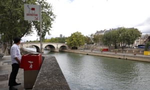The designer of the ‘Uritrottoir’ said it offered an ‘eco solution to public peeing’.