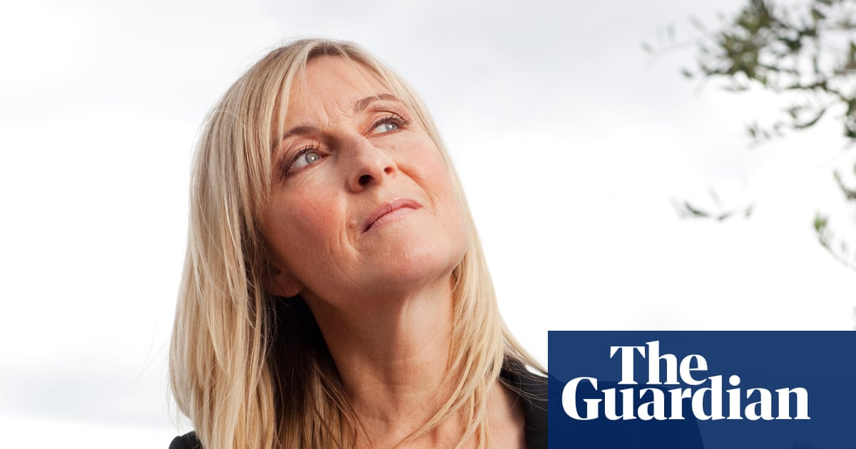 Remember When by Fiona Phillips review an unsparing insight into early-onset Alzheimer's