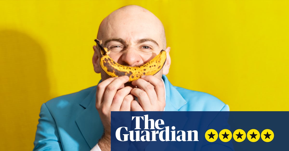 Man Sings the Same Song Over and Over Again for an Hour review – fringe gem leaves you ecstatic