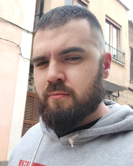 Headshot of Jaume Fuster wearing a grey hoodie. He has a beard and a close cropped hair cut