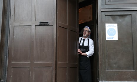 Keith McKenzie closes the door of the Grill in Aberdeen at 5pm