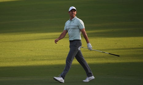 Rory McIlroy's DP World Tour Race to Dubai prize dwarfed by LIV Golf  millions - Mirror Online