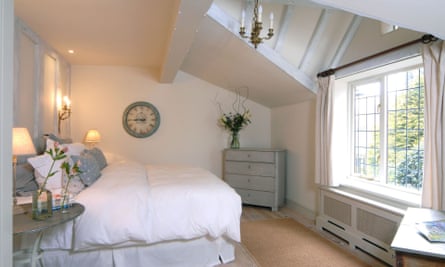 Apple Cottage bedroom