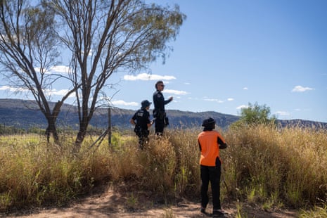 Alice Springs locals join police and emergency services during a search for Sharon this week