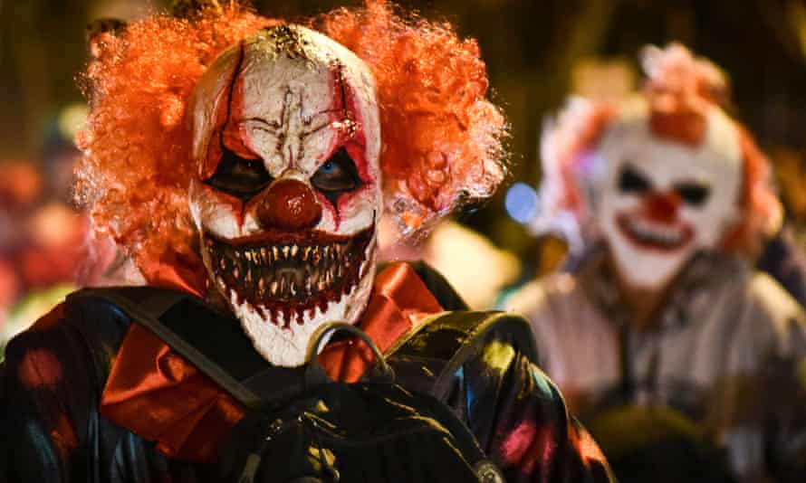 The Great Clown Panic Of 2016 A Volatile Mix Of Fear And Contagion Clowns The Guardian