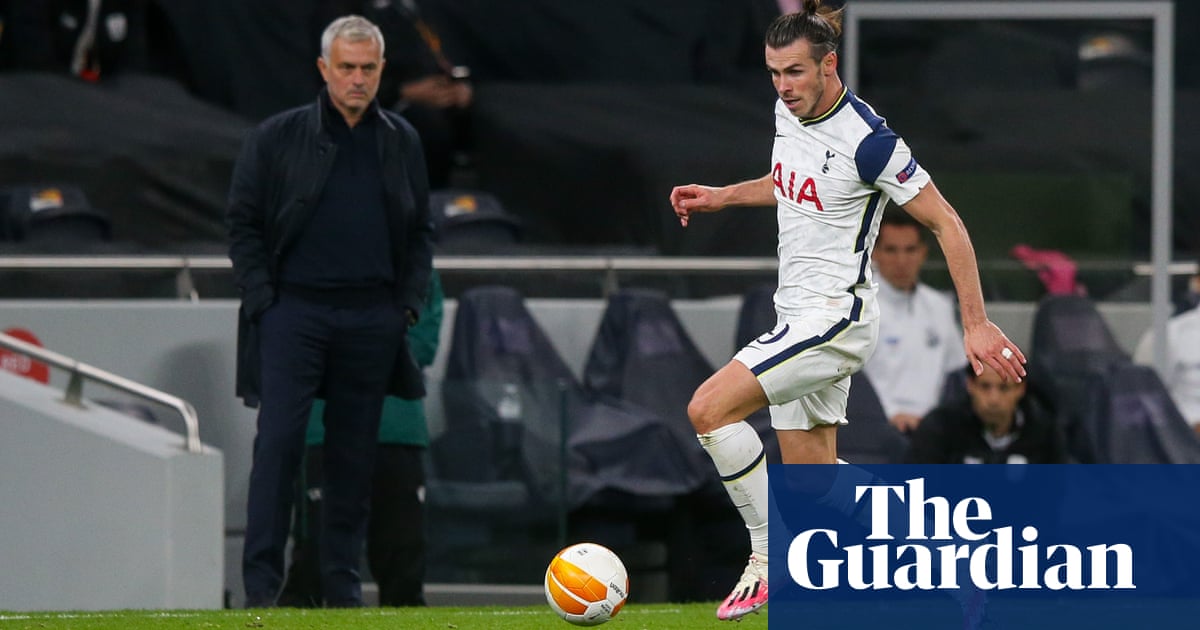 José Mourinhos free-scoring Spurs give fans something to cheer about