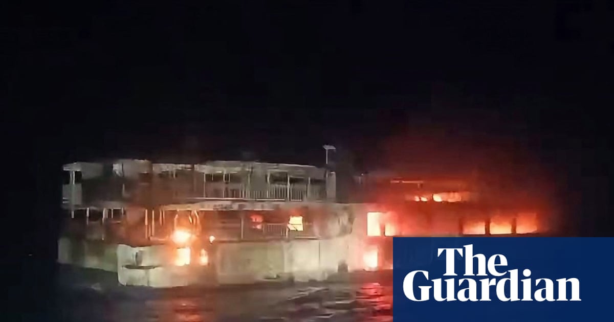 Deadly Philippines ferry fire leaves scores of people missing Deadly Philippines ferry fire leaves scores of people missing