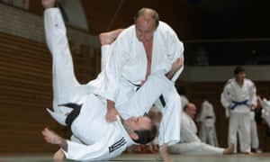 Walk Like The Kgb Get Vladimir Putin S Gunslinger Gait World