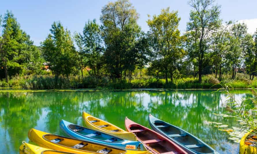 Kayak on the Mreznica River.