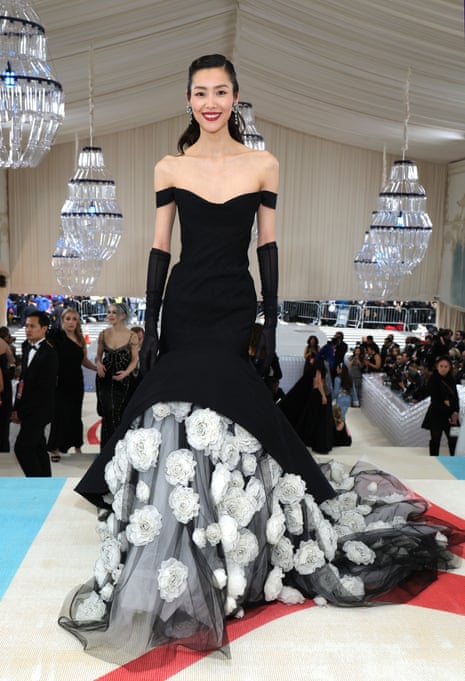 2023 Met Gala: pearls, pregnancy reveals and a giant cat celebrate Karl ...