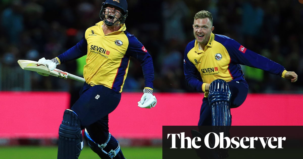 Simon Harmer guides Essex to last-ball T20 Blast title win over Worcestershire
