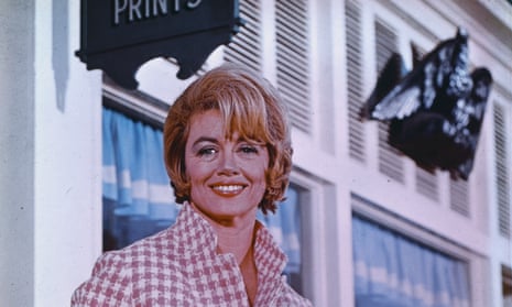 Dorothy Malone played Constance MacKenzie in the US TV soap opera Peyton Place, which was first aired in 1964.