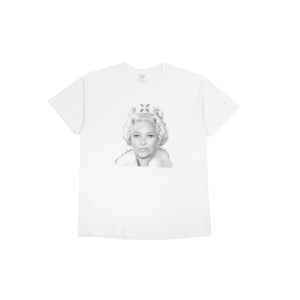 White t-shirt with Queen print