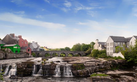 The Inagh river, with its small rapids known as the Cascades, running through Ennistymon.