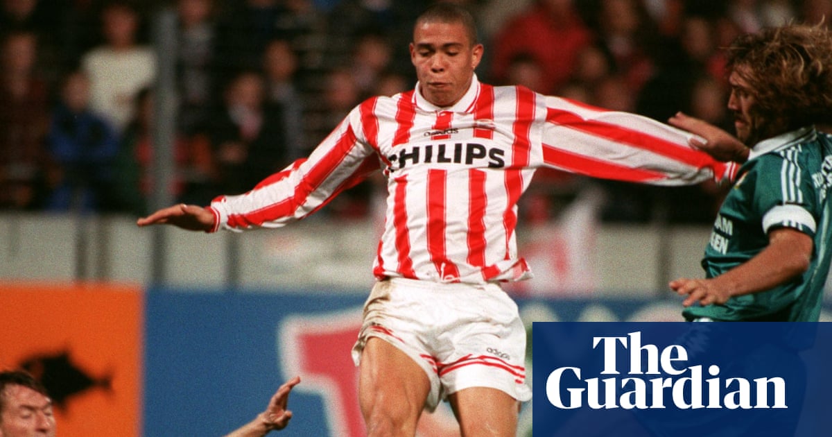 Which football club has had the fewest sponsor logos on their shirt? | The Knowledge