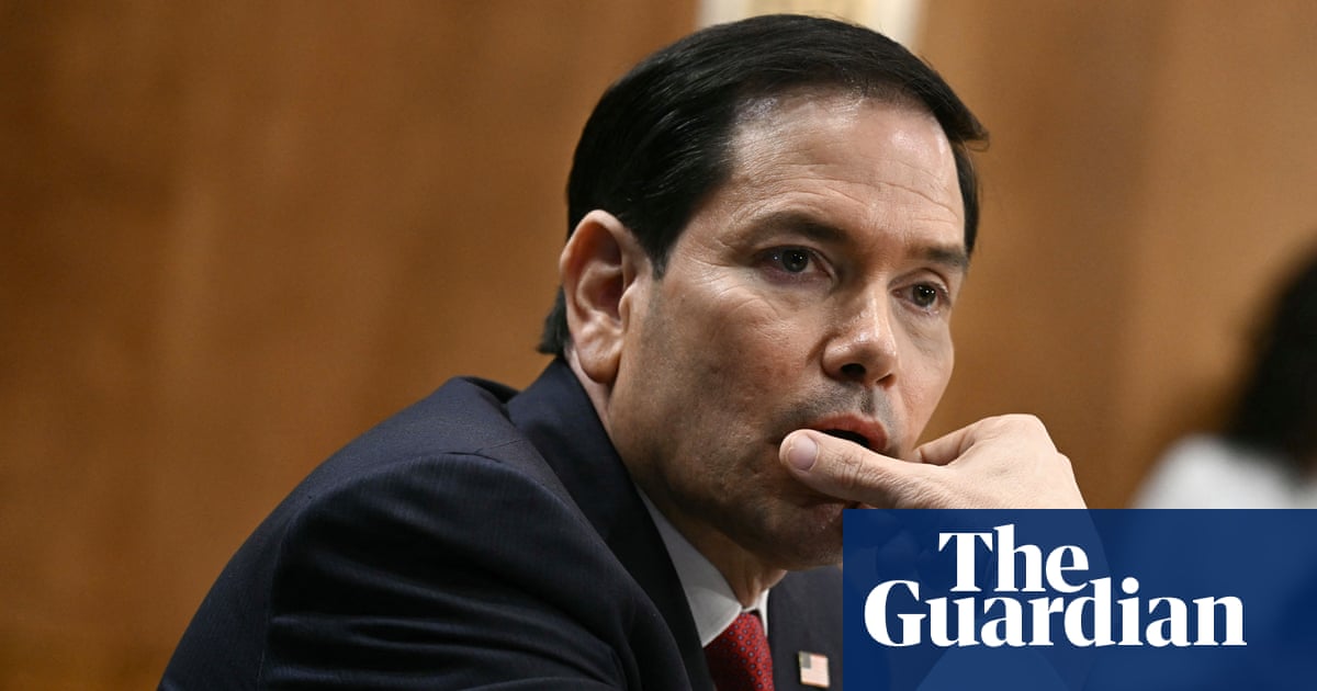 Trump news at a glance: US and Iran exchange fresh strikes