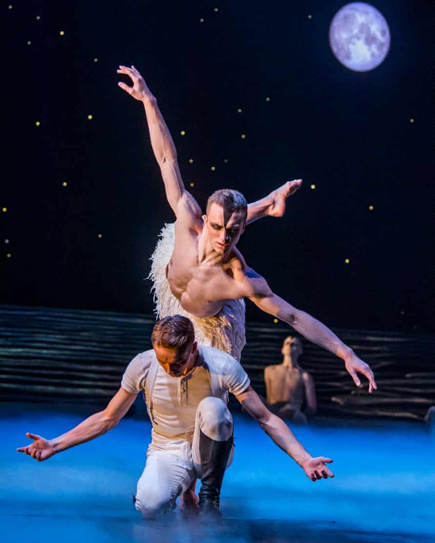Matthew Bourne S Swan Lake Review Electrified Return To The Wild Dance The Guardian