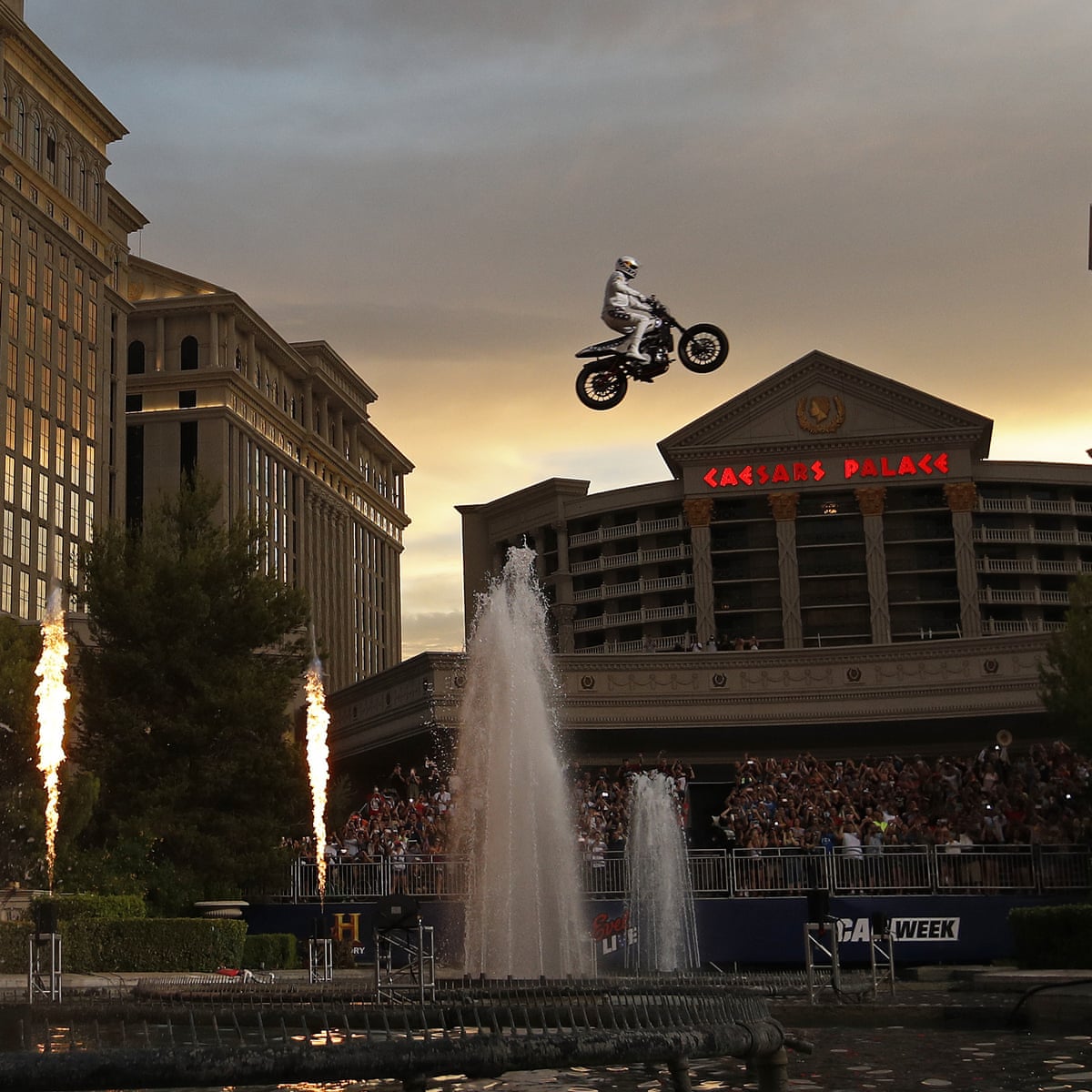 Travis Pastrana Replicates Three Of Evel Knievel S Most Famous Jumps In One Night Evel Knievel The Guardian