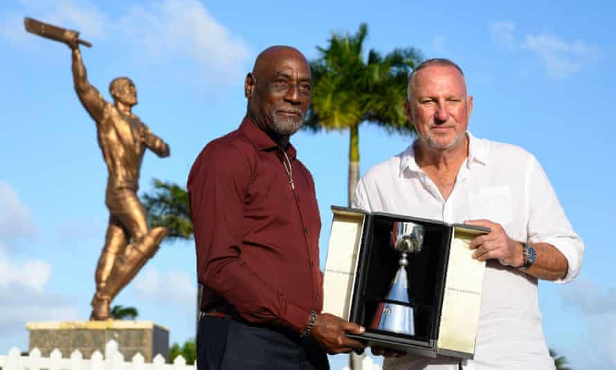 Friendship between West Indies and England has a new name | England in West Indies 2022 2 Viv Richards and Ian Botham show off the trophy named after them.